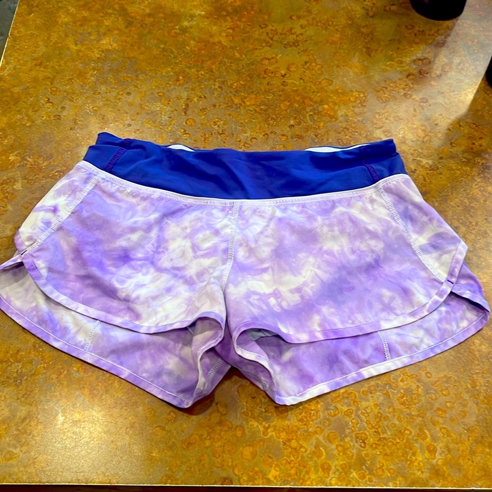 Lululemon Shorts Sz 4 EUC